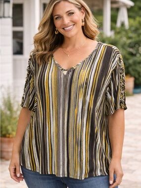 EST. 1946 Striped V-Neck Short Sleeve Top in Mustard and Black